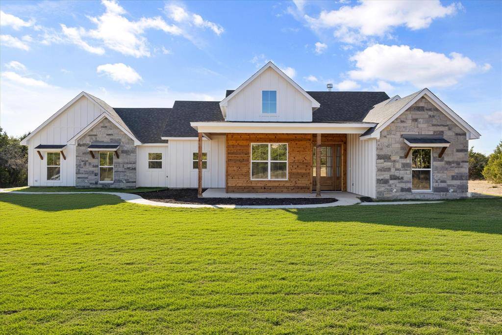 370 Hidden Lake, Bluff Dale, TX 76433