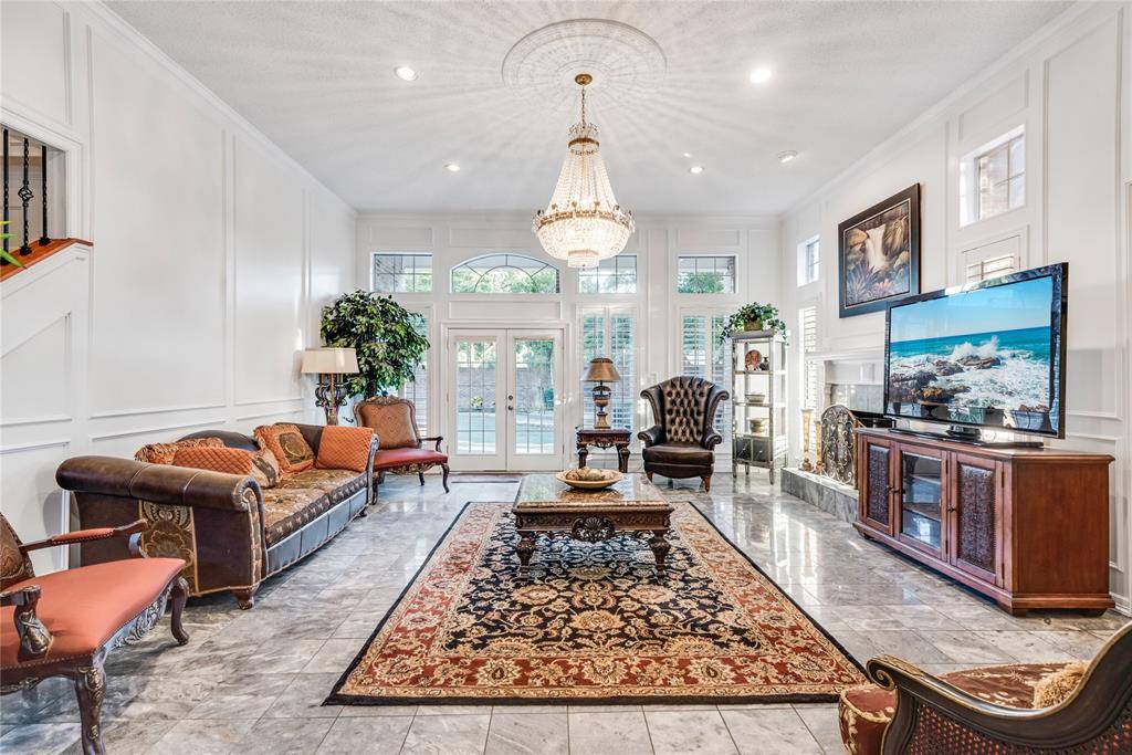 7204 Debbe Drive, Dallas, TX 75252