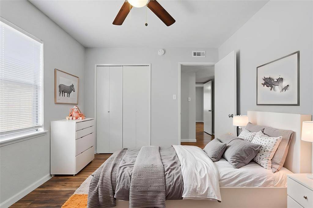 2117 Newbury Drive, Arlington, TX 76014