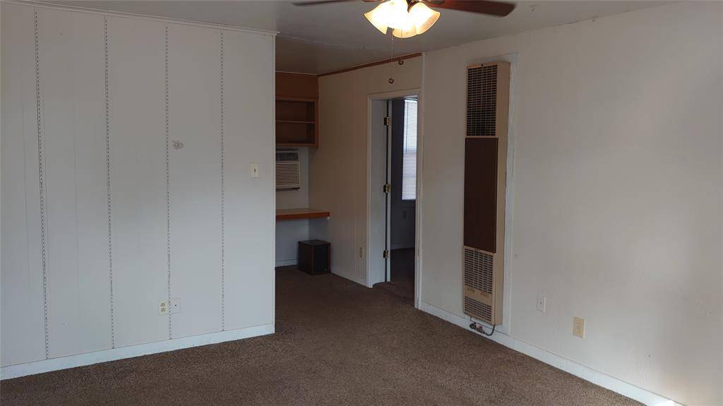 693 E North 15th Street #B, Abilene, TX 79601