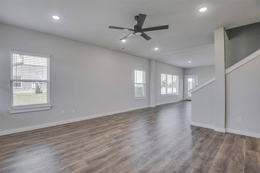 6816 Florence Drive, Midlothian, TX 76065