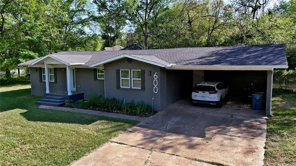 600 Bunny Rabbit Road, Athens, TX 75751