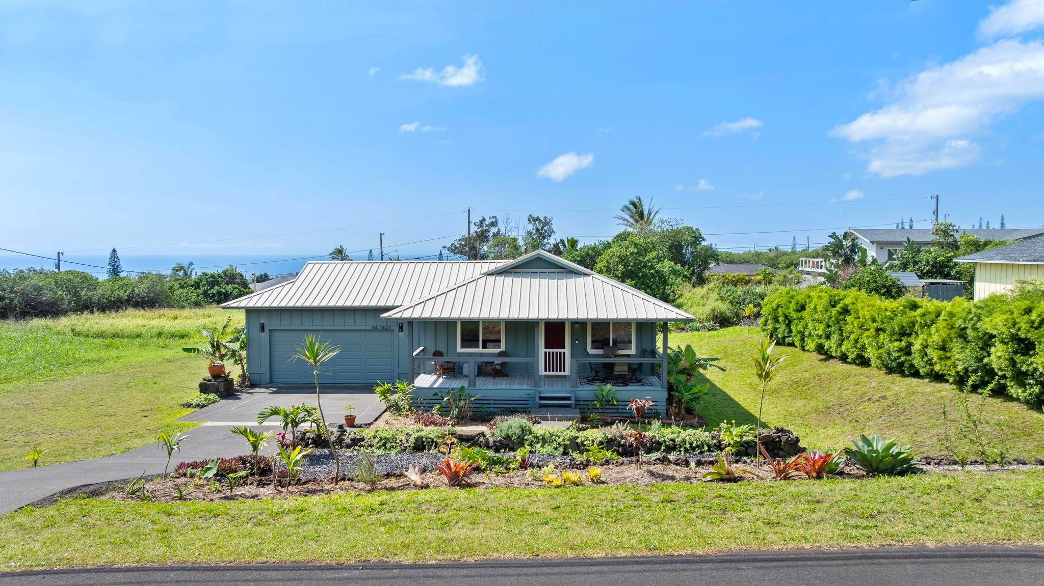94-1627 KAULUA ST, Naalehu, HI 96772
