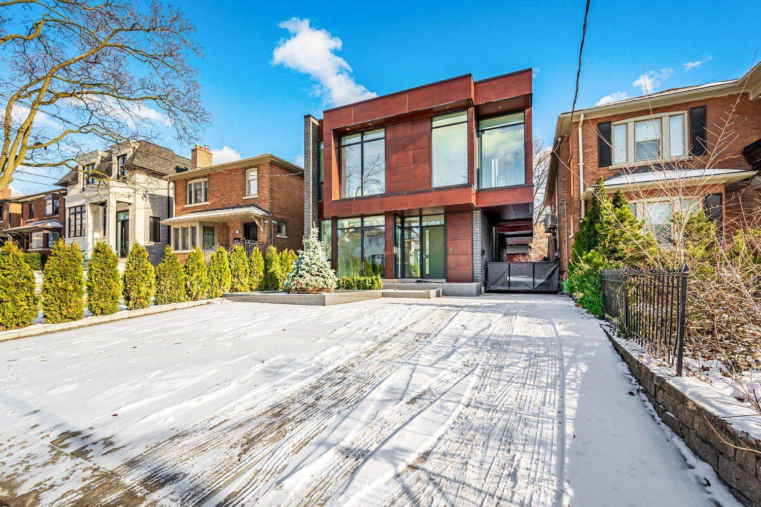 5 Braemar AVE, Toronto C03, ON M5P 2L1