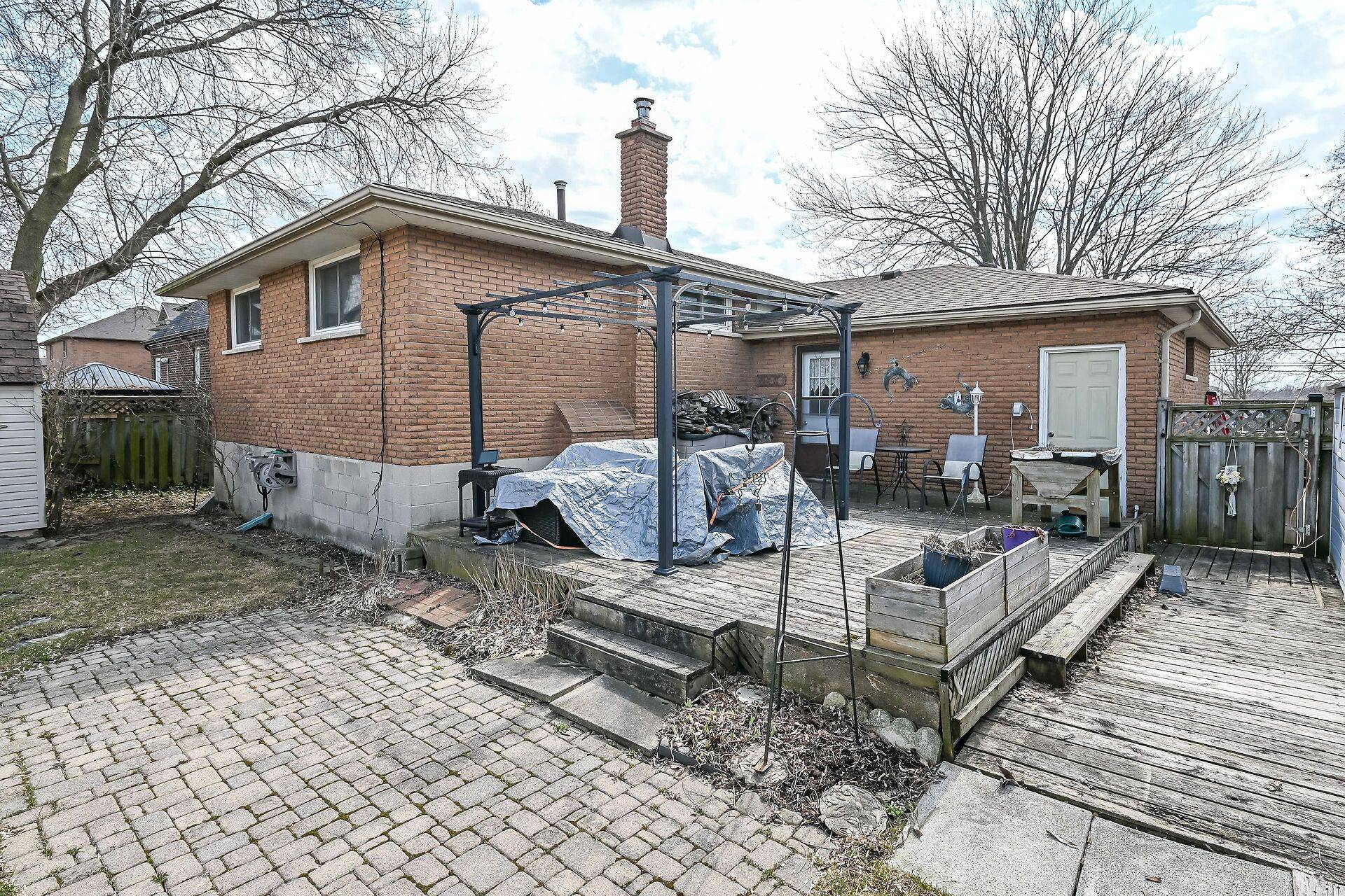 789 Rymal RD, Hamilton, ON L8W 1B6