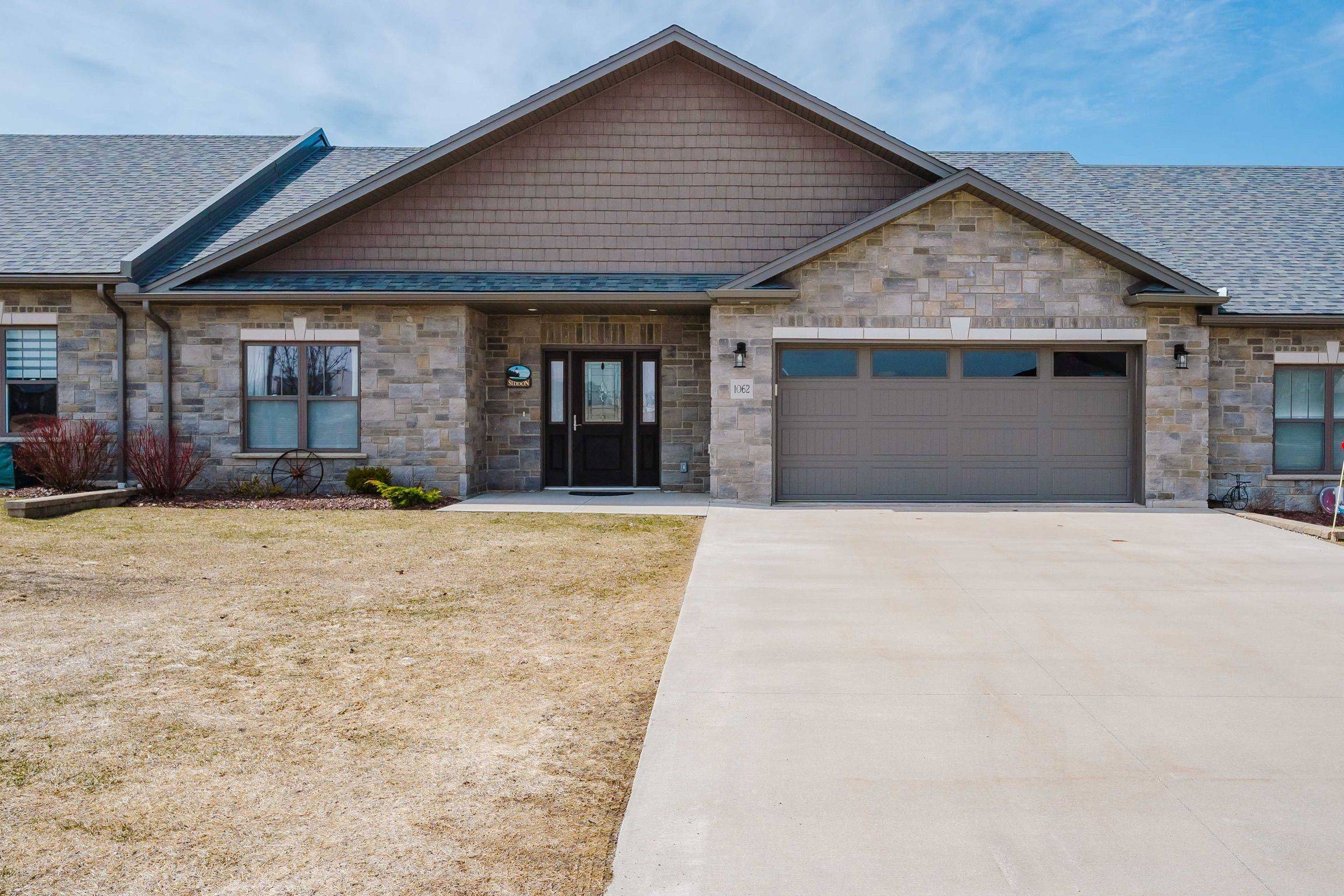 1062 Waterloo ST, Saugeen Shores, ON N0H 2C3