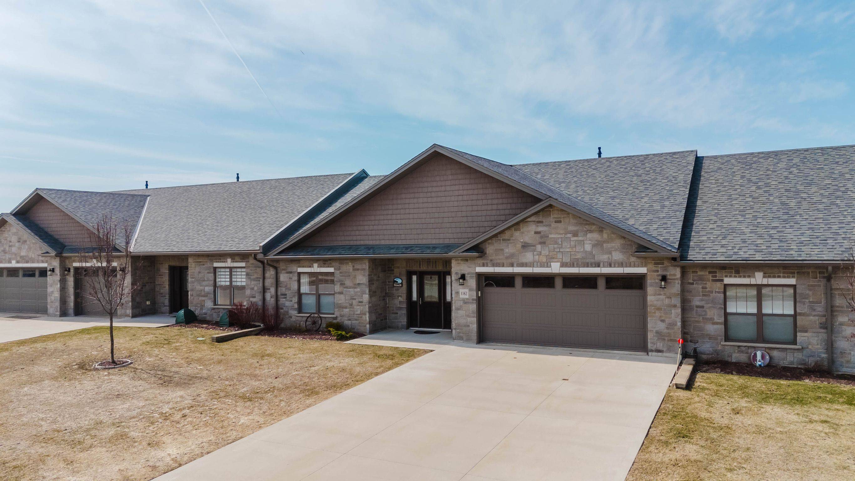 1062 Waterloo ST, Saugeen Shores, ON N0H 2C3