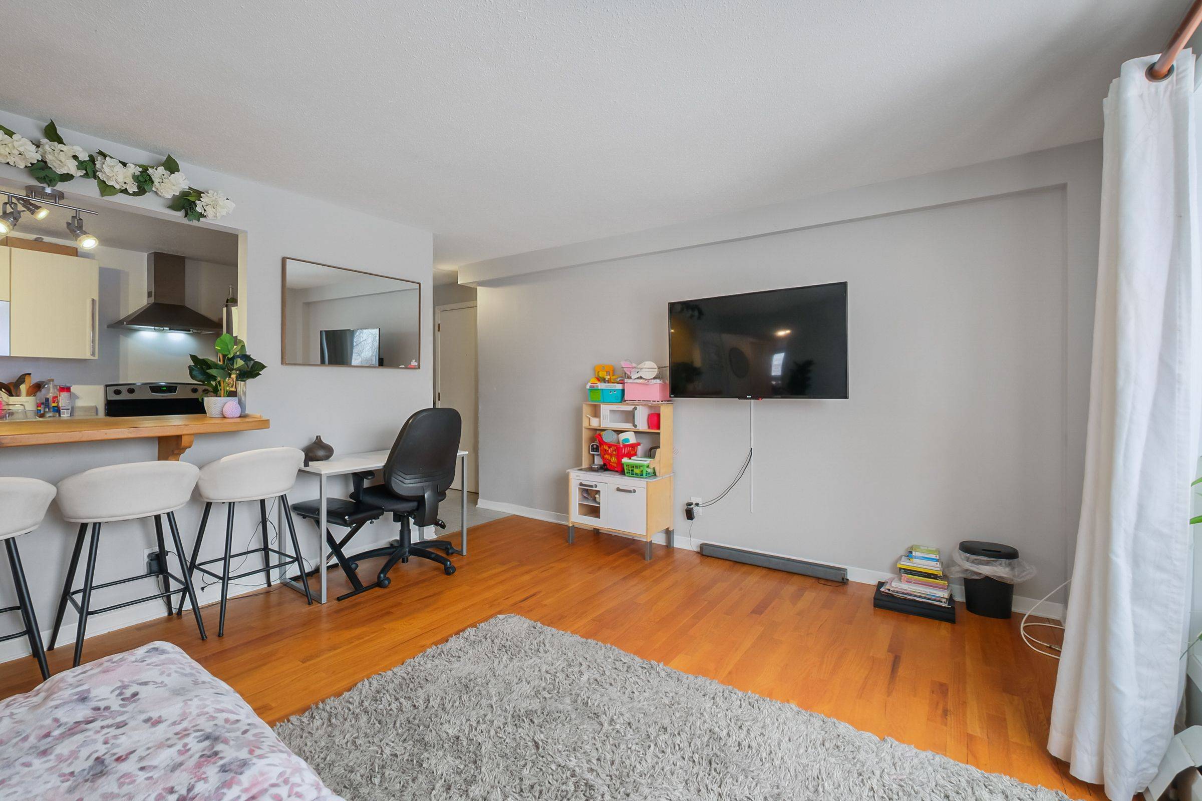 898 Elmsmere RD #11, Beacon Hill North - South And Area, ON K1J 7T6