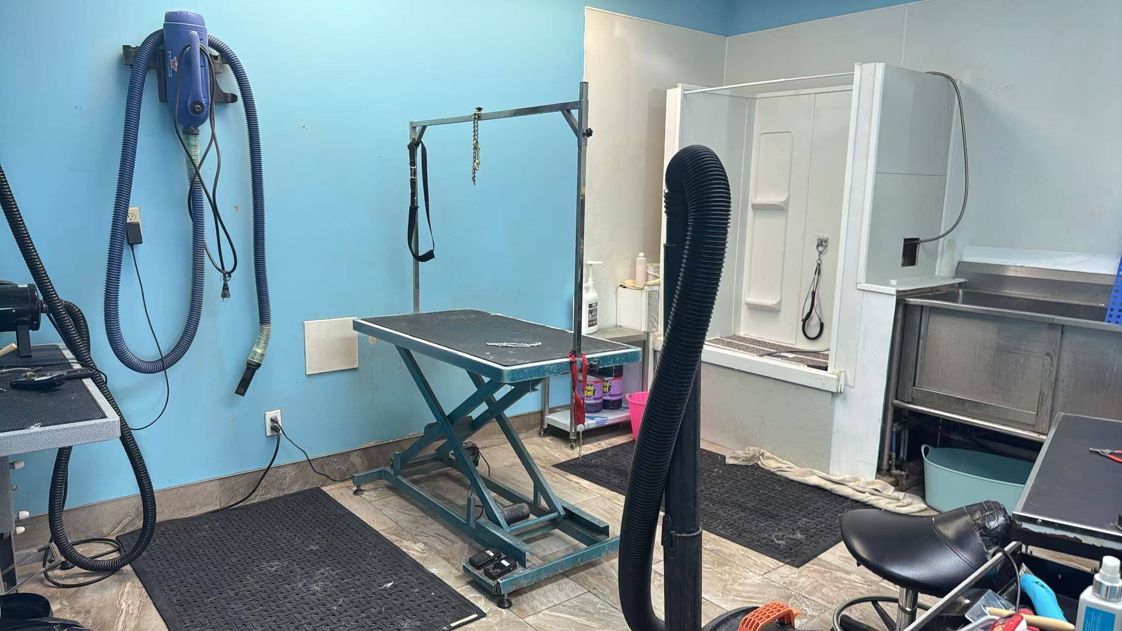 595 CARLTON ST #4, St. Catharines, ON L2M 4Y2