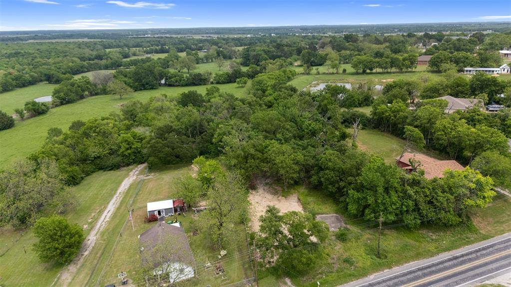 706 W Pyle Street, Kaufman, TX 75142