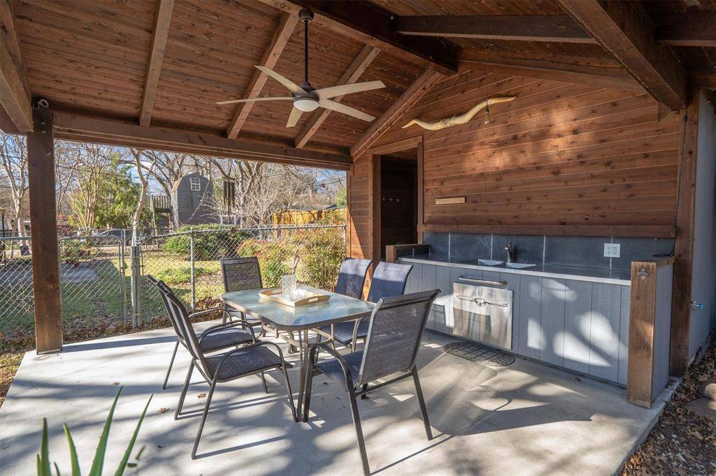 9551 E Lake Highlands Drive, Dallas, TX 75218