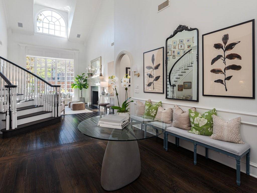 6444 Mimosa Lane, Dallas, TX 75230