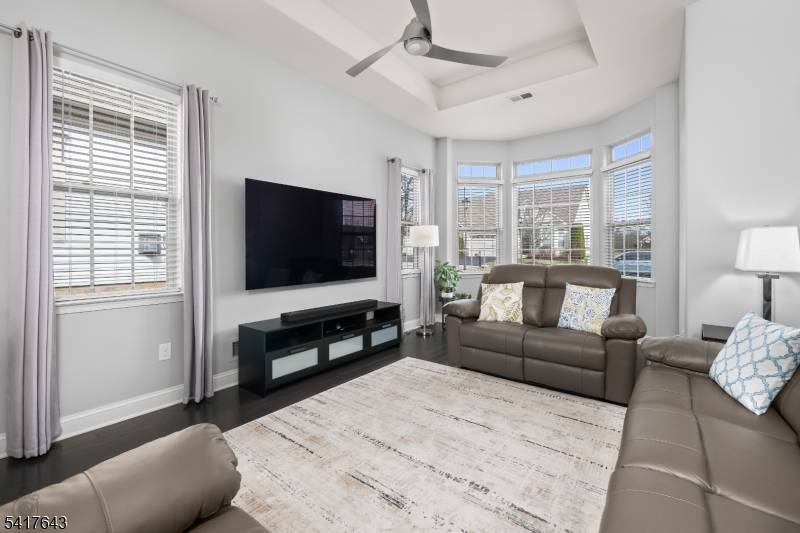 605 Edward St, Lopatcong Twp., NJ 08865