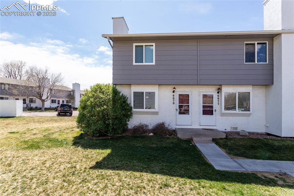 6679 Proud Eagle CT, Colorado Springs, CO 80915