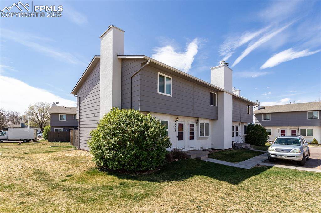 6679 Proud Eagle CT, Colorado Springs, CO 80915