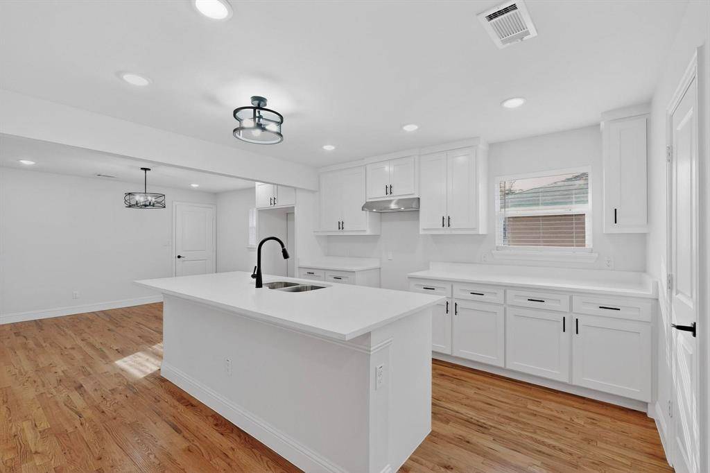 2534 Millermore Street, Dallas, TX 75216