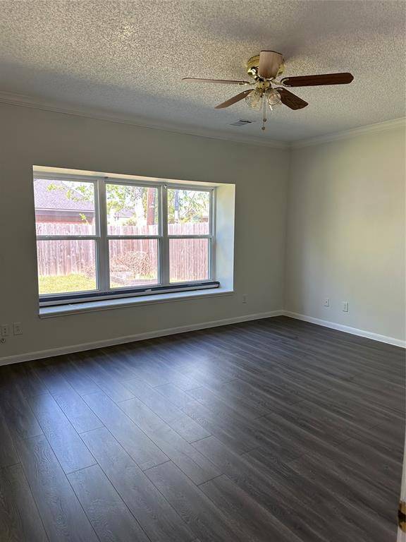 2036 Frontier Trail, Lewisville, TX 75067