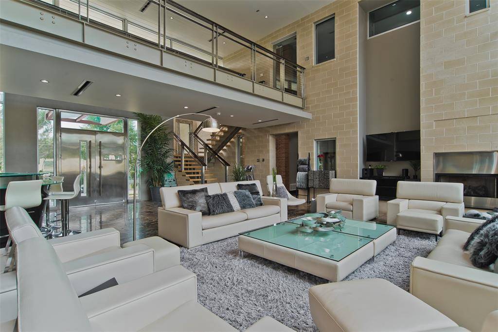 1001 Red Wing Court, Mansfield, TX 76063