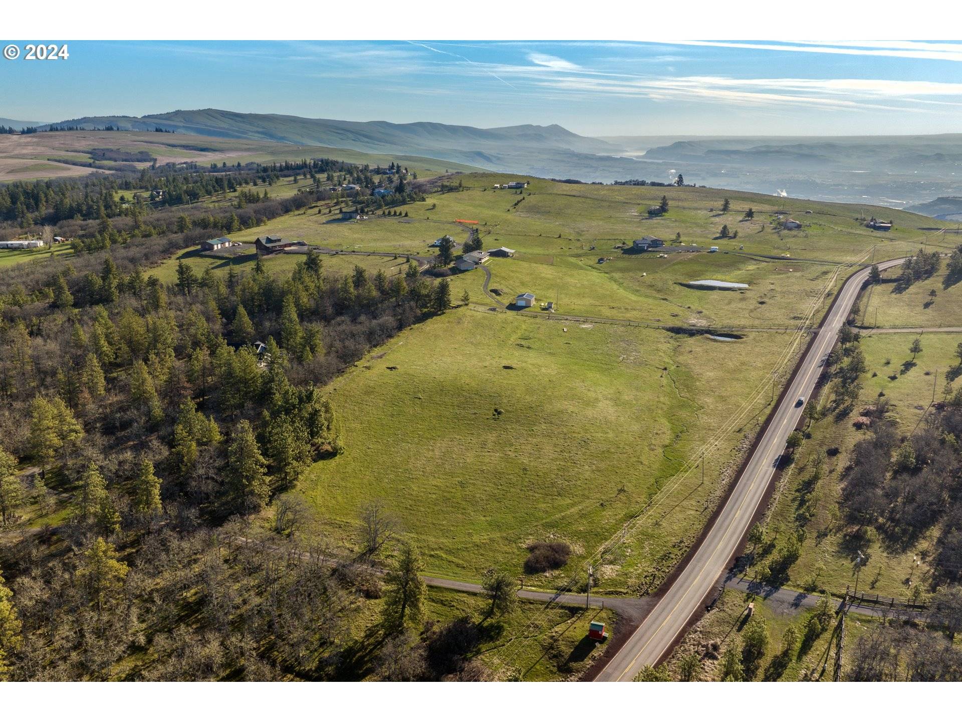 Sevenmile Hill RD, Mosier, OR 97040