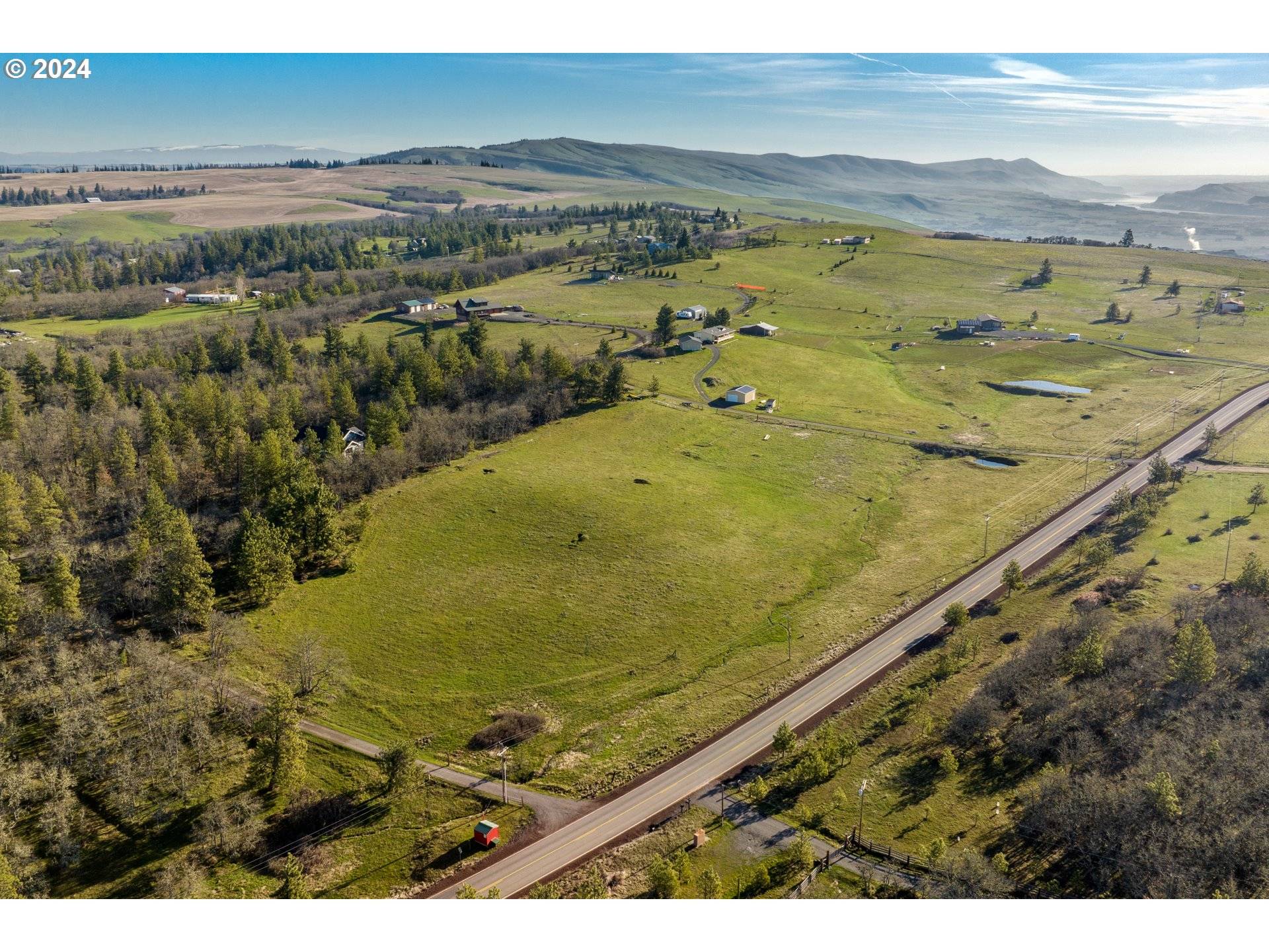 Sevenmile Hill RD, Mosier, OR 97040