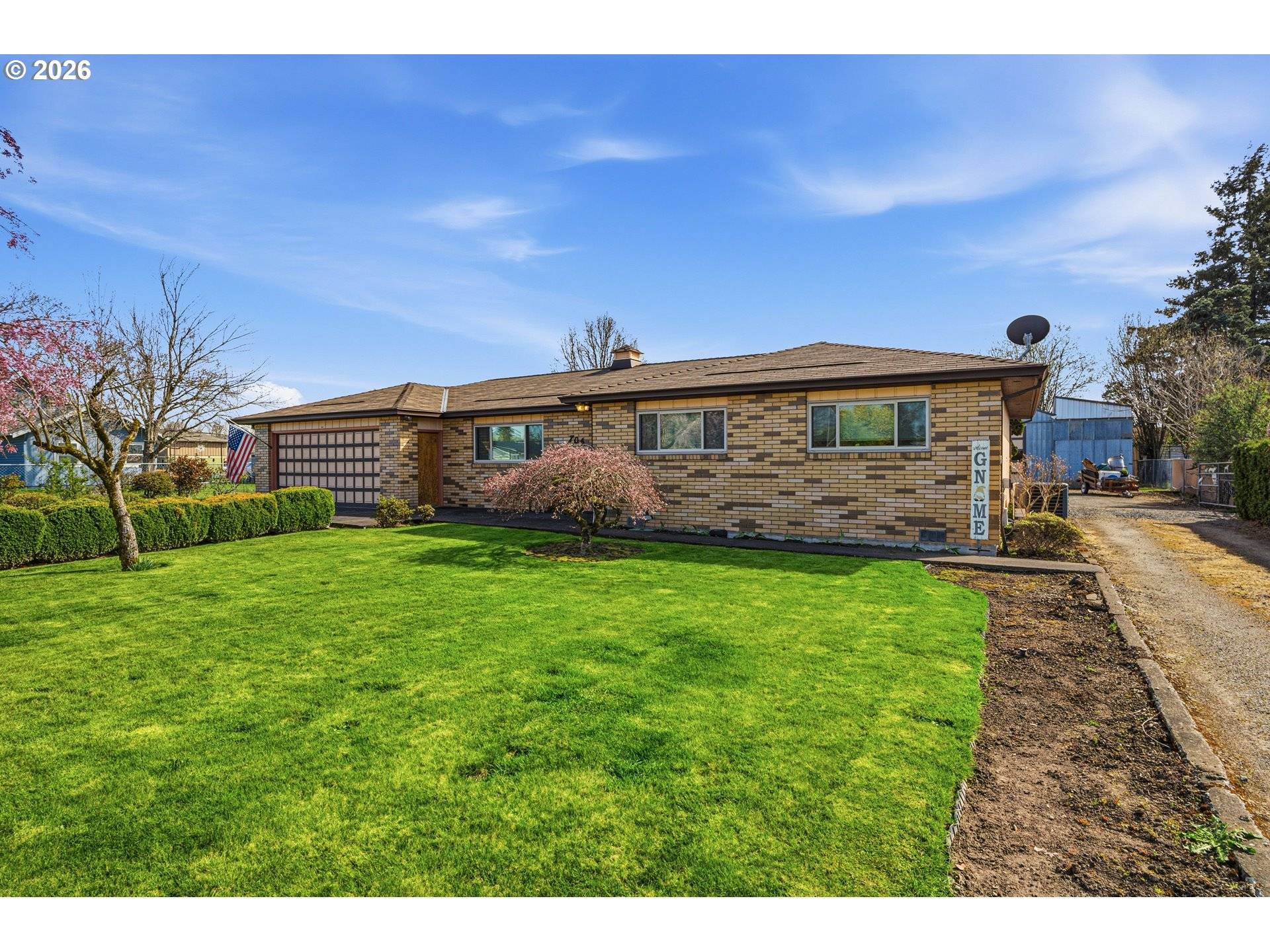 704 TOLIVER RD, Molalla, OR 97038