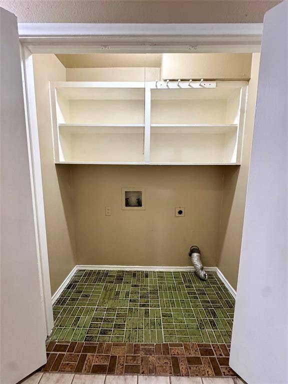 13357 KIT Lane, Dallas, TX 75240