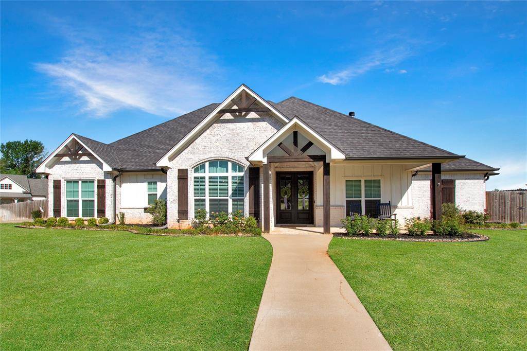 429 Coventry Street, Bullard, TX 75757