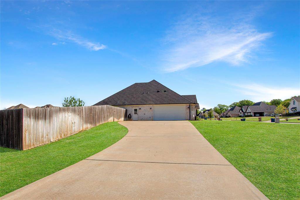 429 Coventry Street, Bullard, TX 75757
