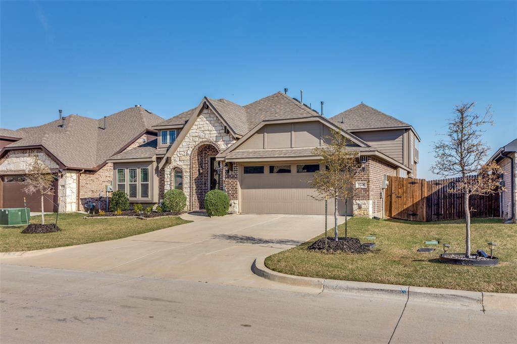 8228 Manx Point, Godley, TX 76044