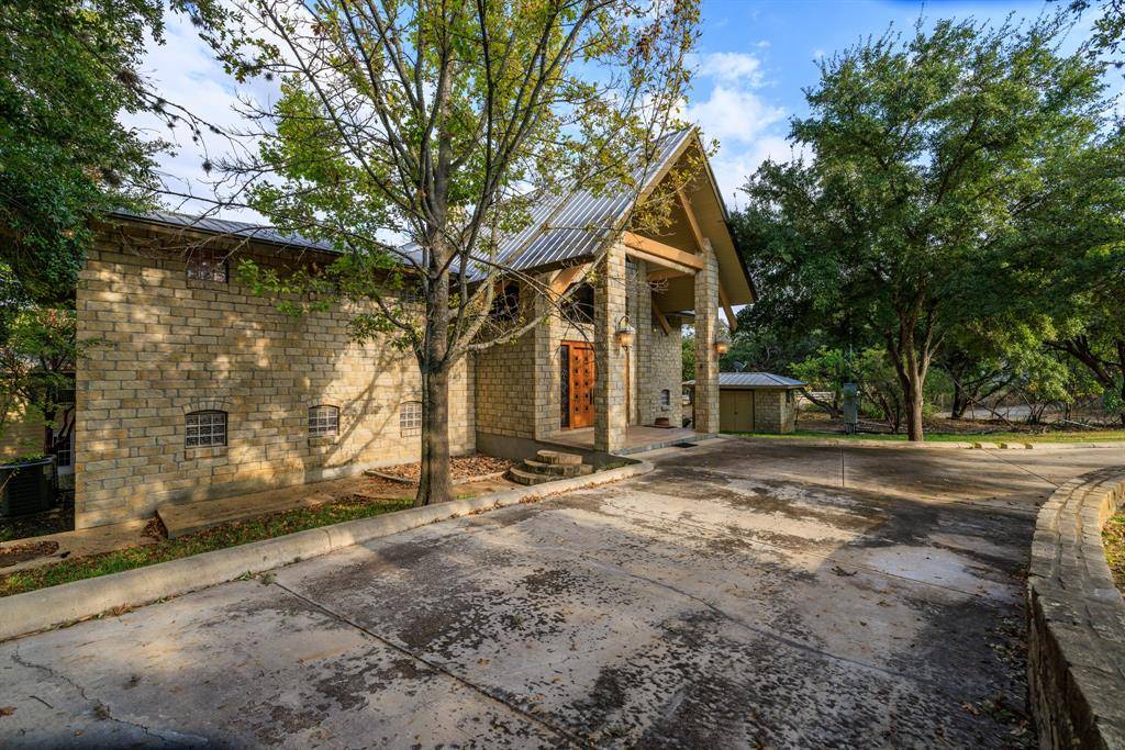 694 Scenic Circle, Pipe Creek, TX 78063