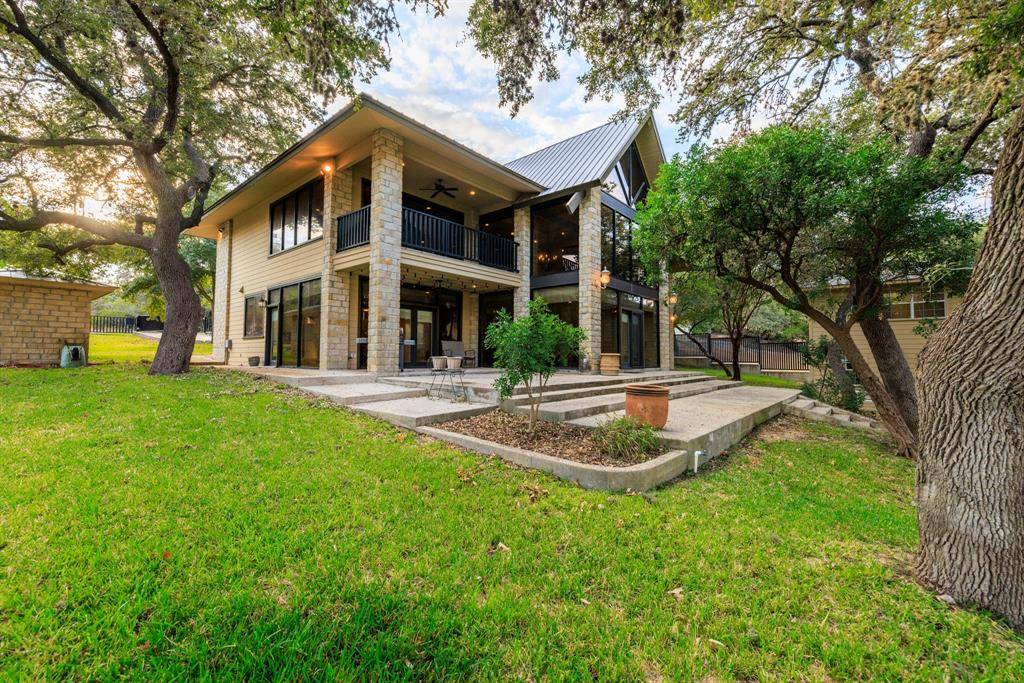 694 Scenic Circle, Pipe Creek, TX 78063