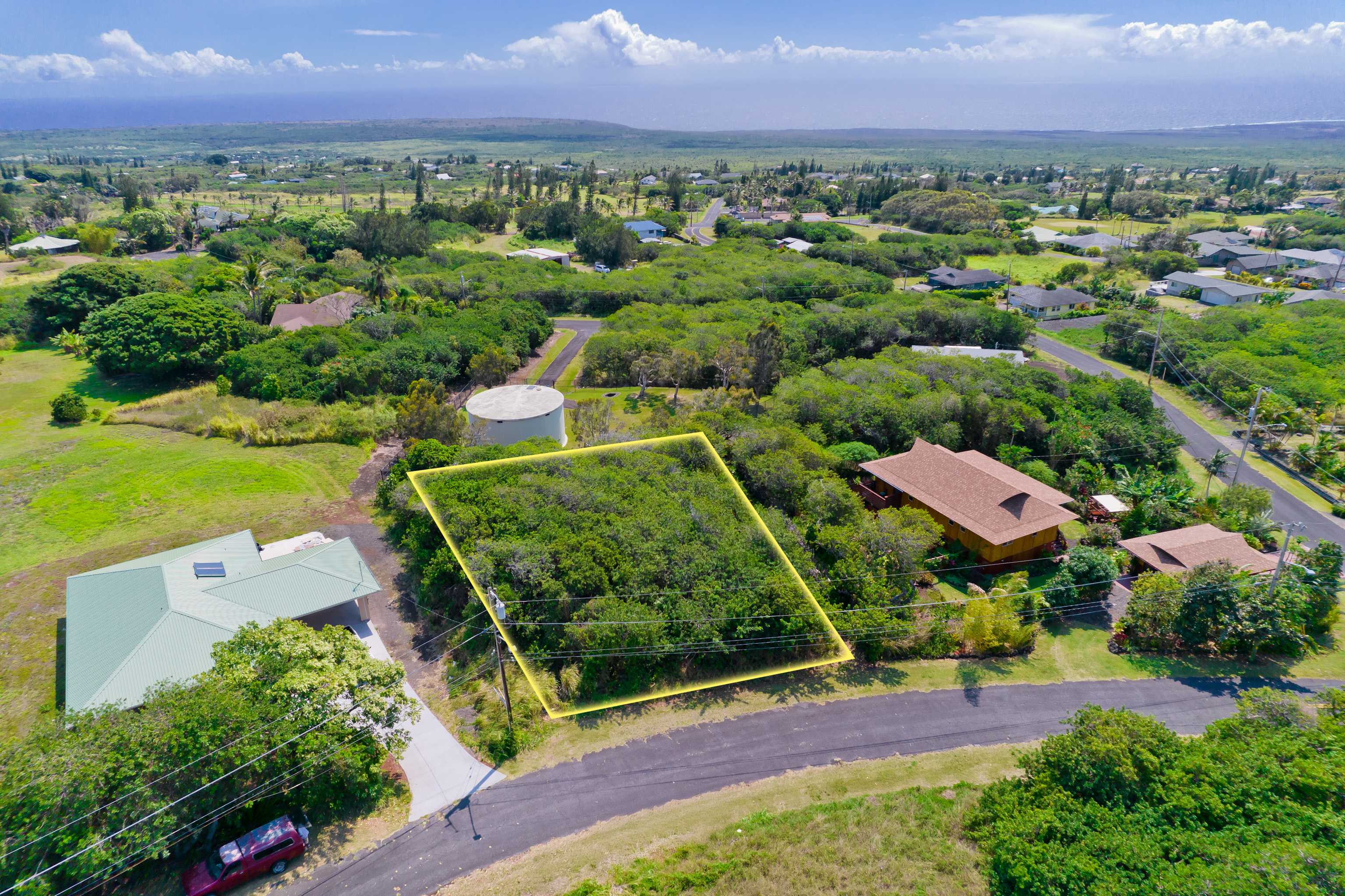 KANALOA PL, Naalehu, HI 96772