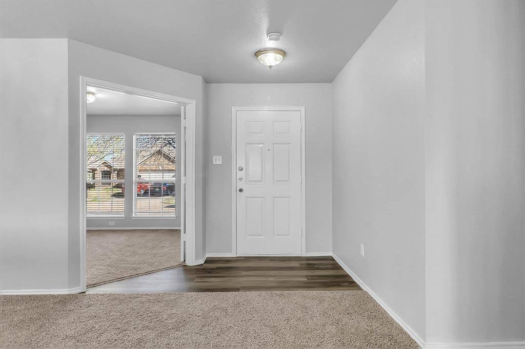 2045 Hanakoa Falls Drive, Anna, TX 75409