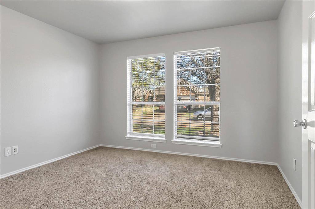 2045 Hanakoa Falls Drive, Anna, TX 75409