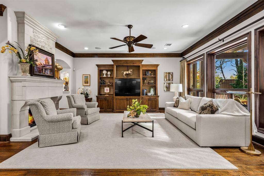 7214 Brennans Drive, Dallas, TX 75214