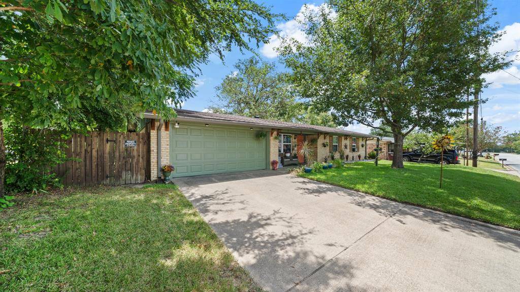 230 Dodson Street, Canton, TX 75103