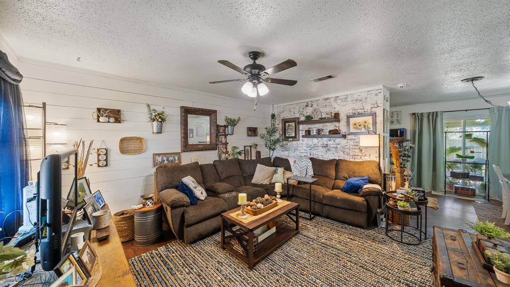 230 Dodson Street, Canton, TX 75103