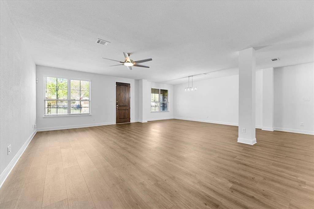 4226 Swinley Forest Drive, Arlington, TX 76017