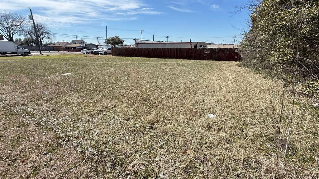 207 E Main Street, Mesquite, TX 75149