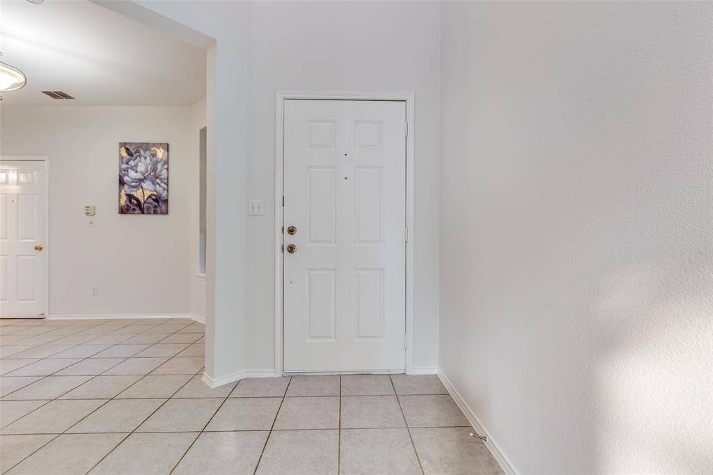 8600 Hunters Trace Lane, Plano, TX 75024