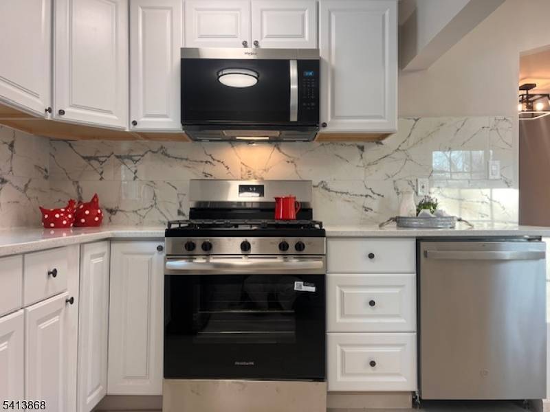 168 Oak   St, Bridgewater Twp., NJ 08807