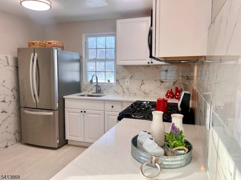 168 Oak   St, Bridgewater Twp., NJ 08807