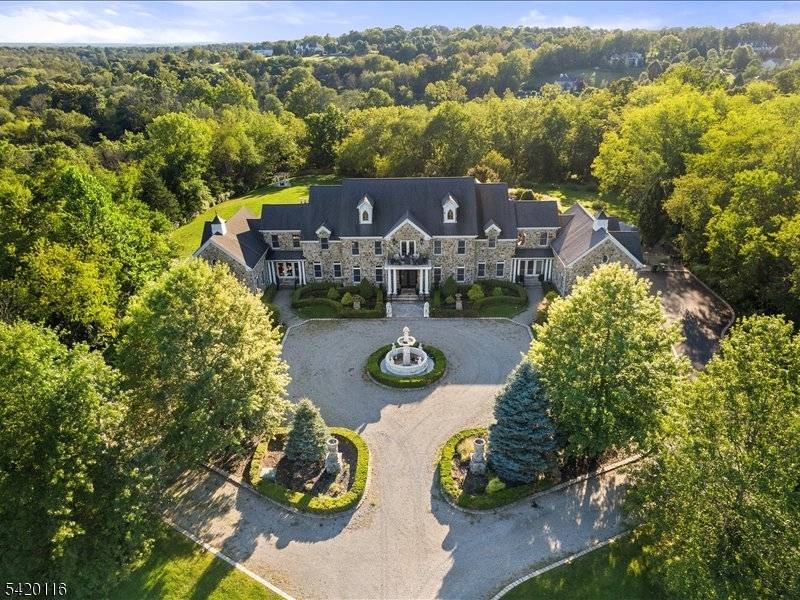 406 Caruso Ct, Branchburg Twp., NJ 08853