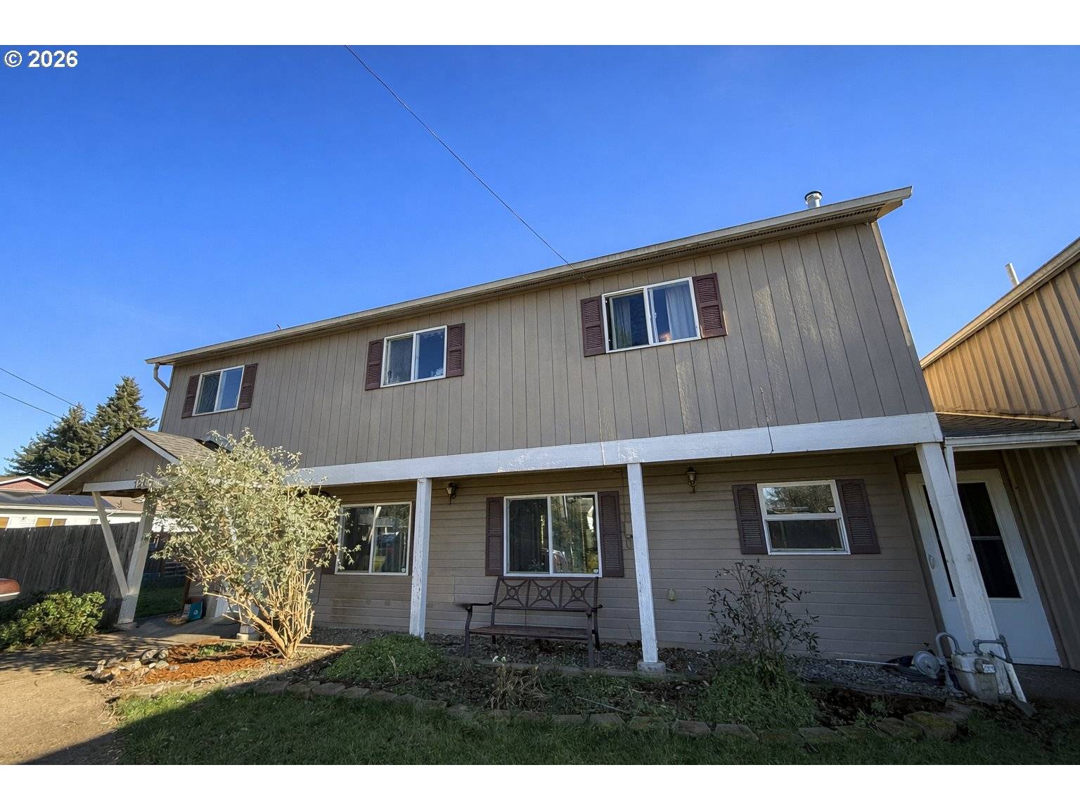 1203 OAK ST, Amity, OR 97101