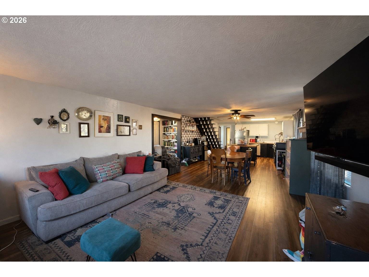 1203 OAK ST, Amity, OR 97101