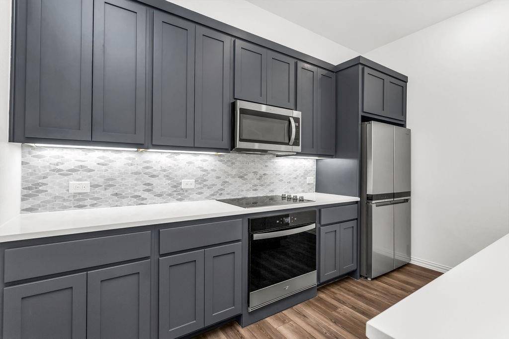 7572 Laburnam Road, Dallas, TX 75228