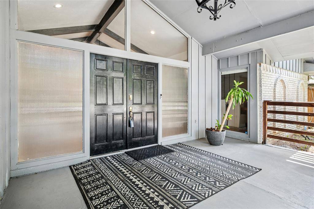 912 Glen Oaks Boulevard, Dallas, TX 75232