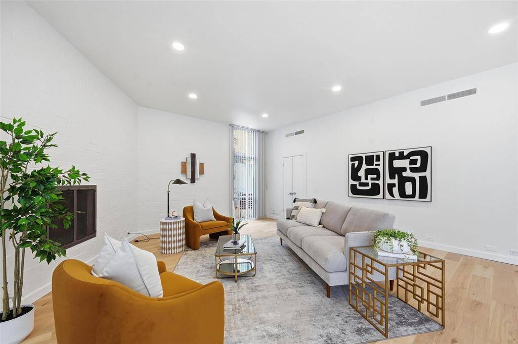 3718 Holland Avenue #2, Dallas, TX 75219