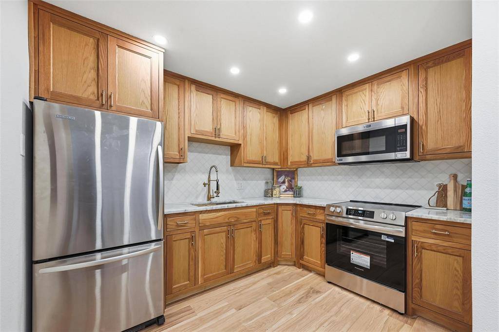 3718 Holland Avenue #2, Dallas, TX 75219