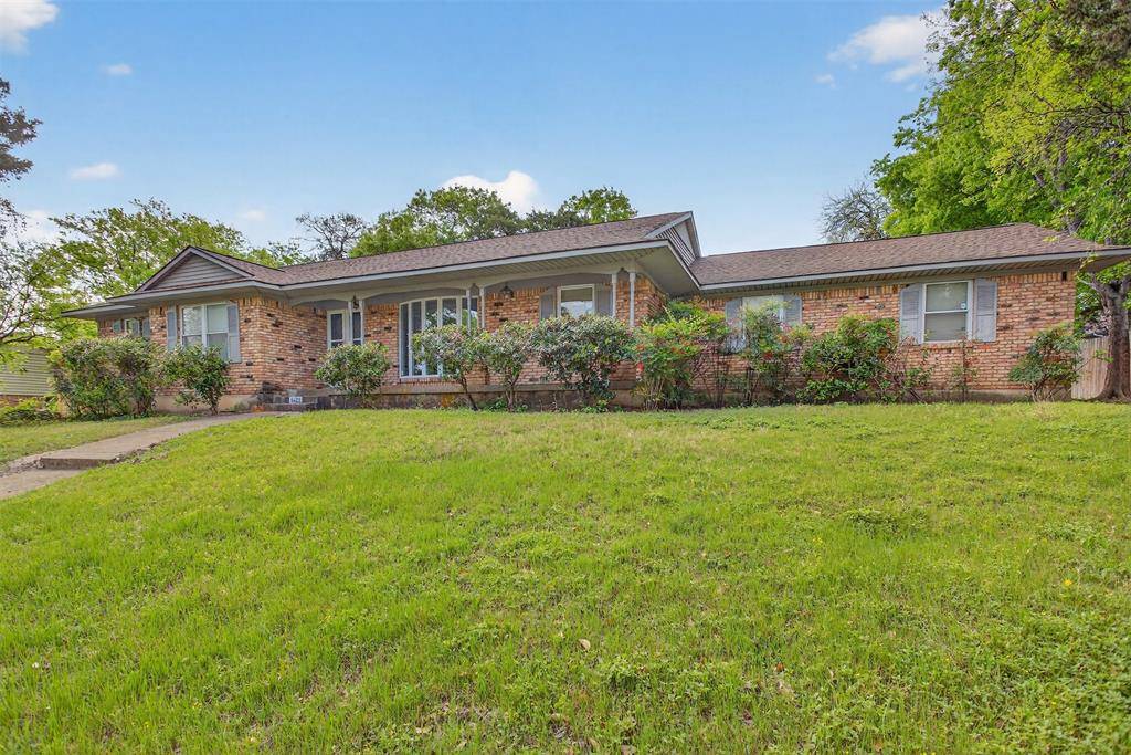 6422 Rock Canyon Circle, Dallas, TX 75232